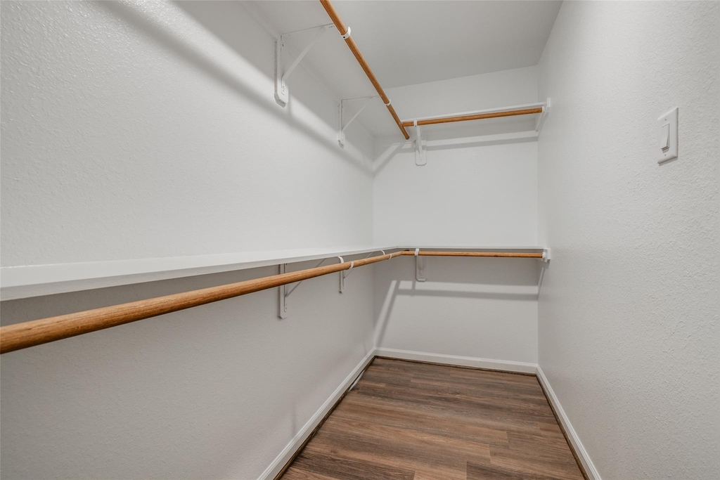 221 Park Place Circle - Photo 18