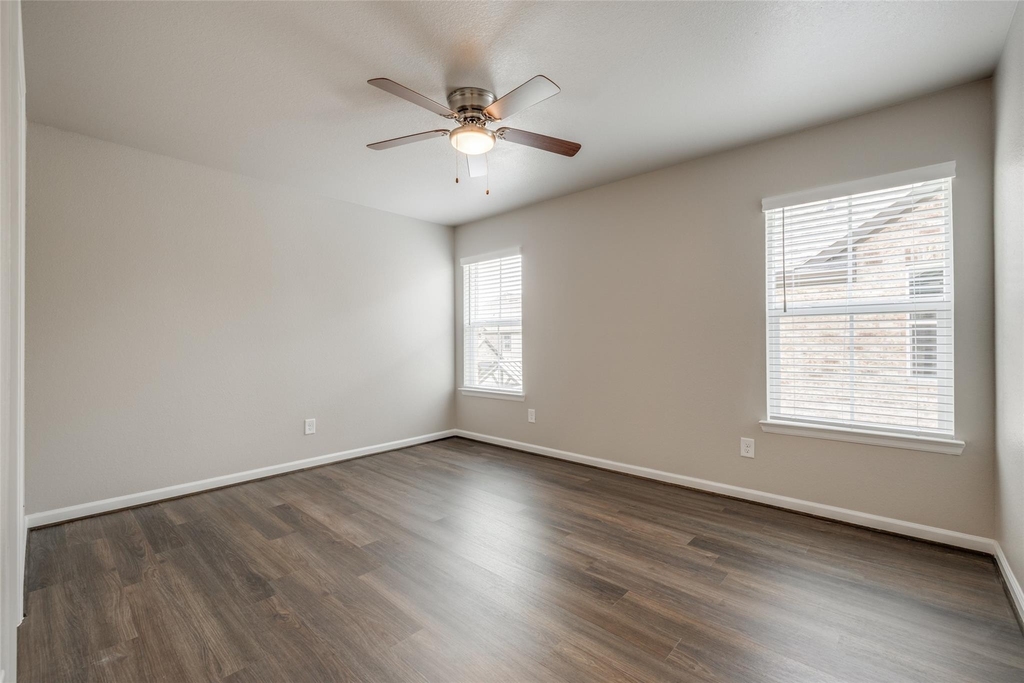 221 Park Place Circle - Photo 19