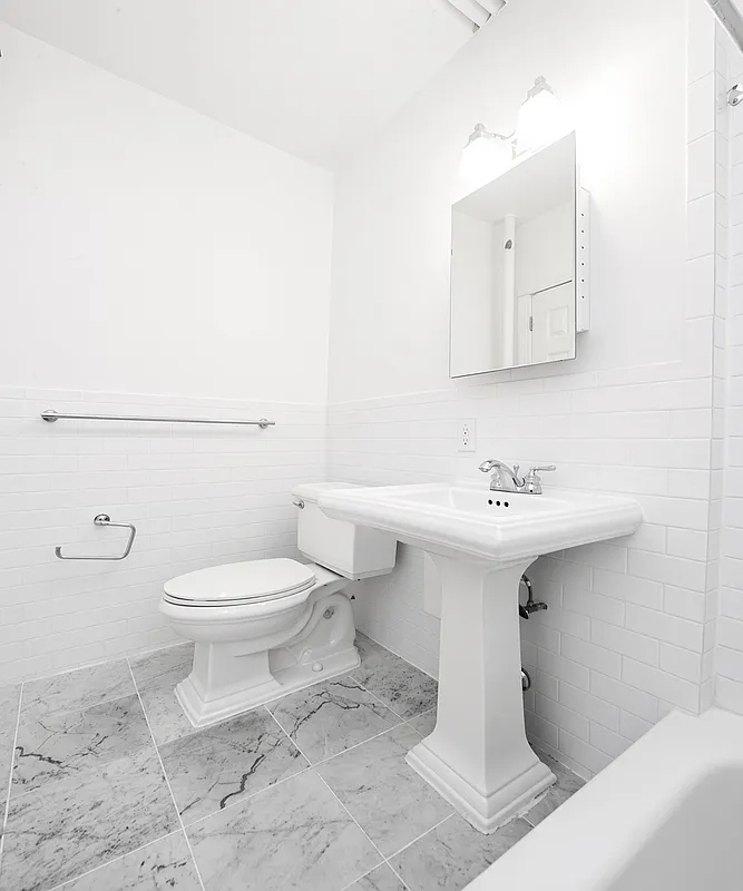 322 West 14th Street - Photo 4