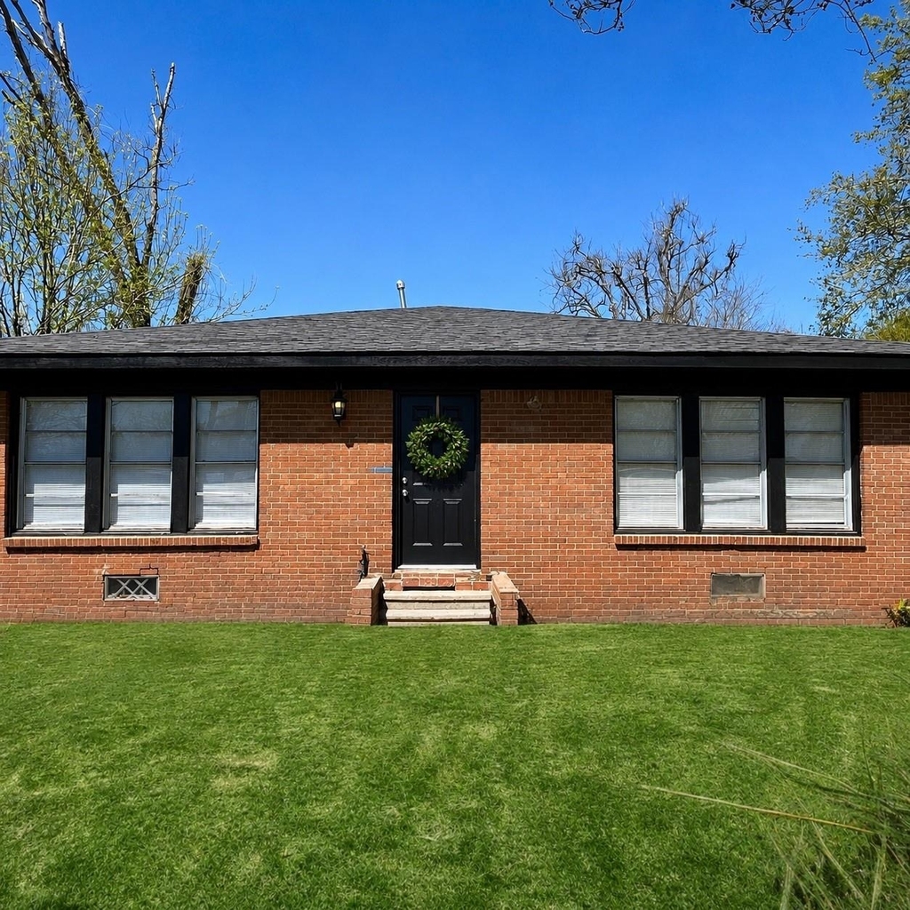 615 Eubanks Street - Photo 0