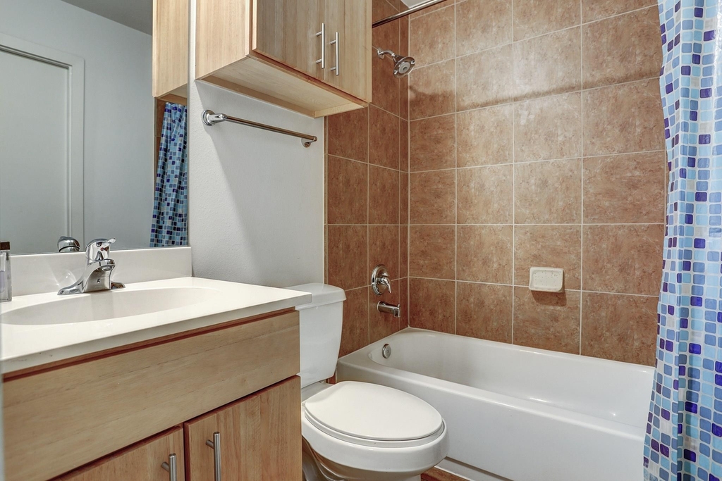 359 Sydnor Street - Photo 2