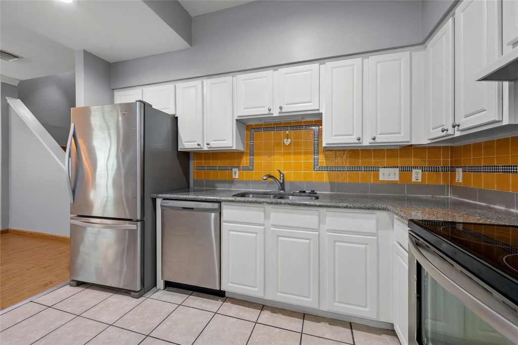 11709 Lakeside Place Drive - Photo 12