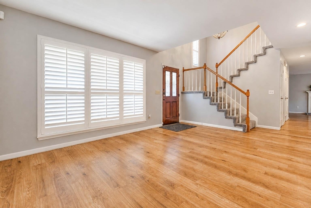 17015 Fordingbridge Drive - Photo 2