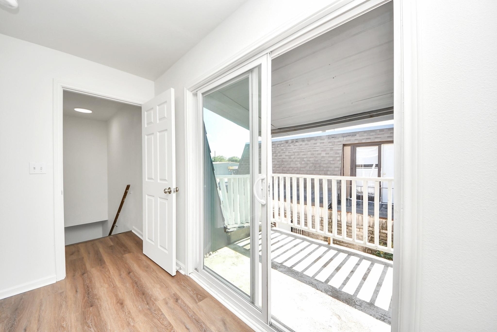 12068 Beechnut Street - Photo 36
