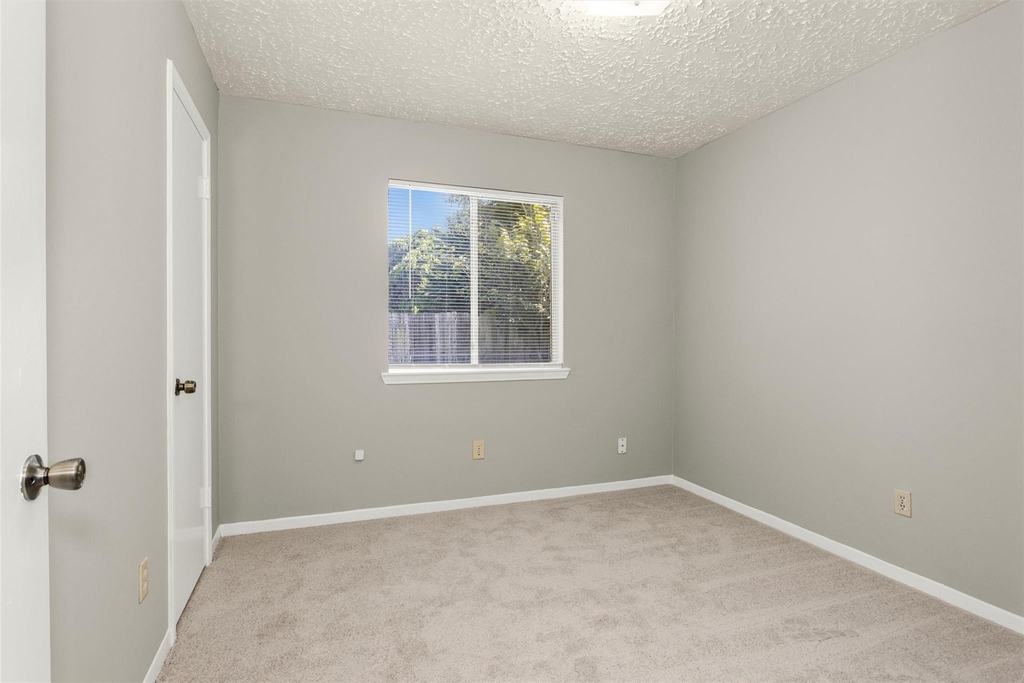22819 Capitol Landing Lane - Photo 15