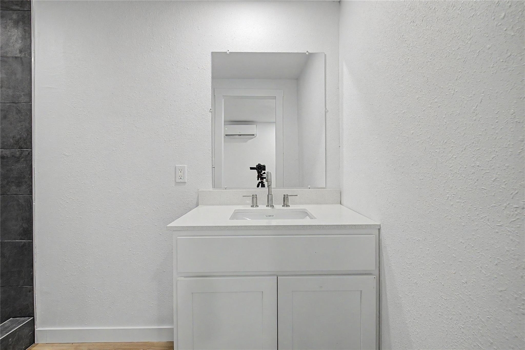 632 University Avenue - Photo 10