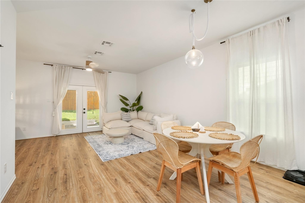 168 Capetown - Photo 13