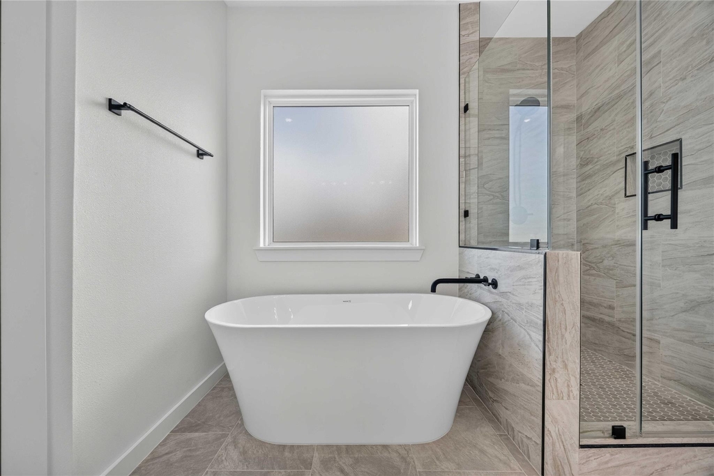 8215 Gladstone Street - Photo 18