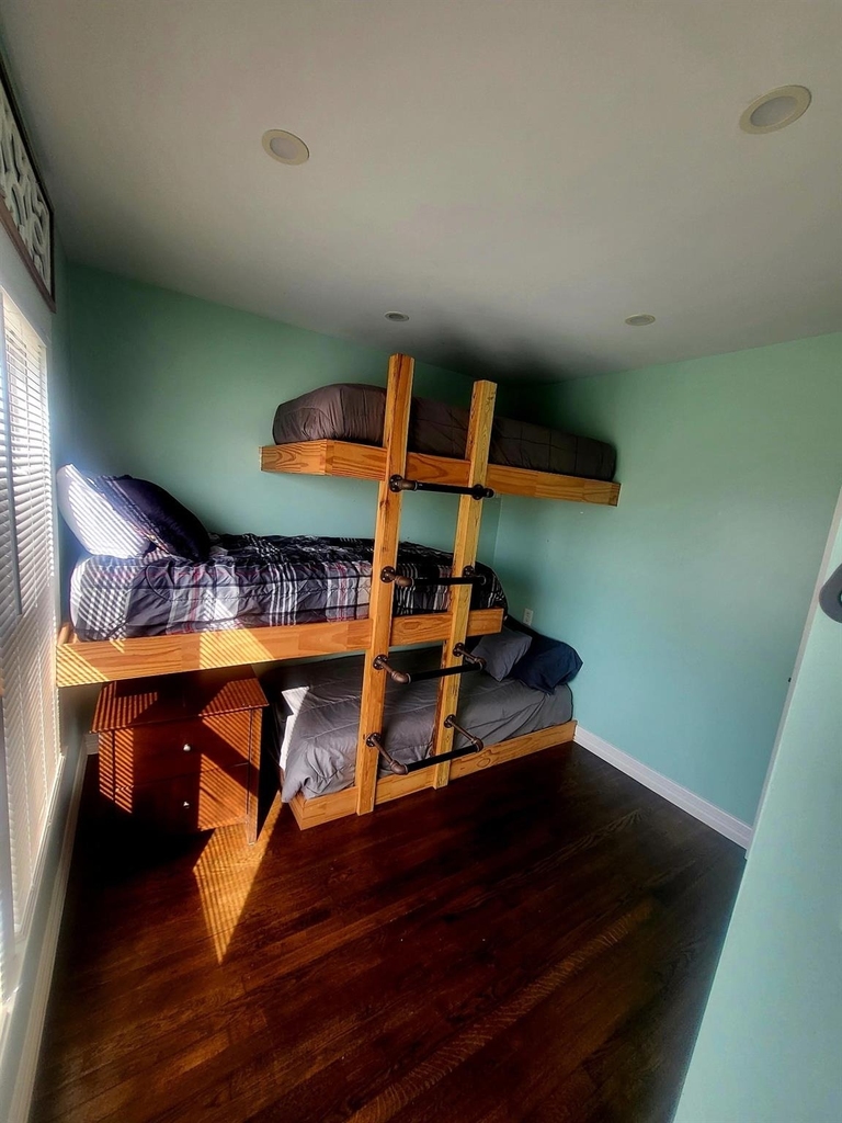 5710 Maco Street - Photo 9