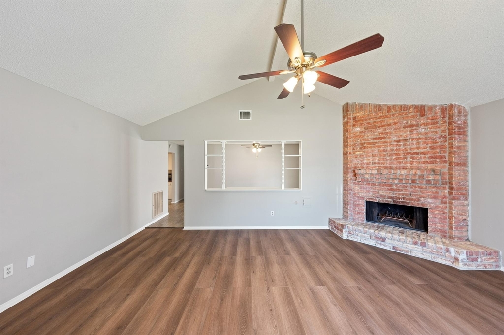 1022 Sierra Shadows Drive - Photo 6
