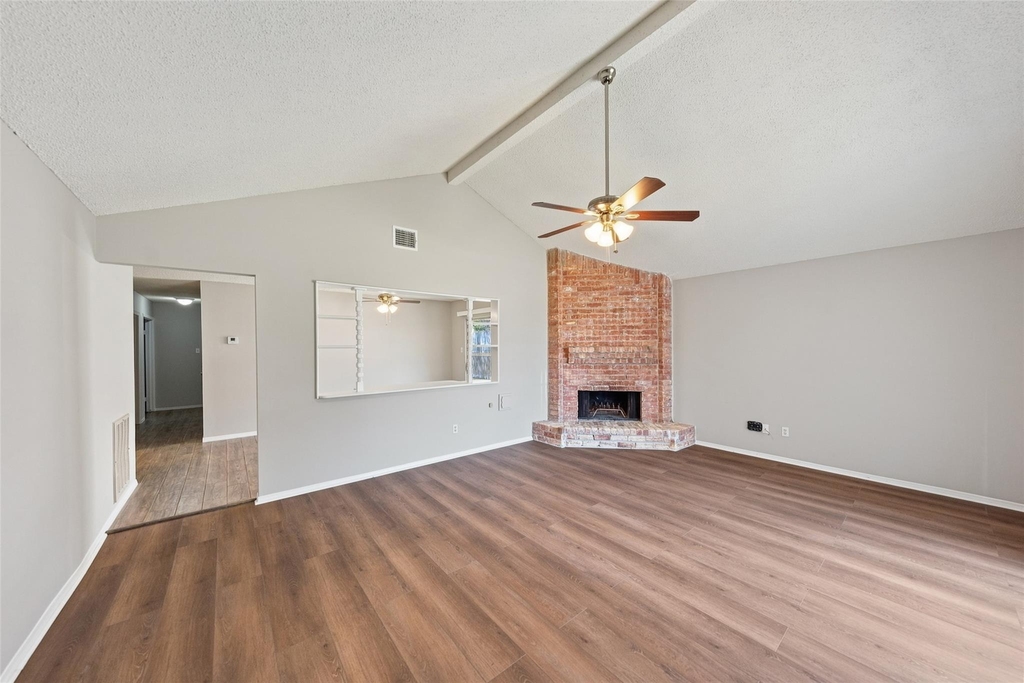 1022 Sierra Shadows Drive - Photo 4