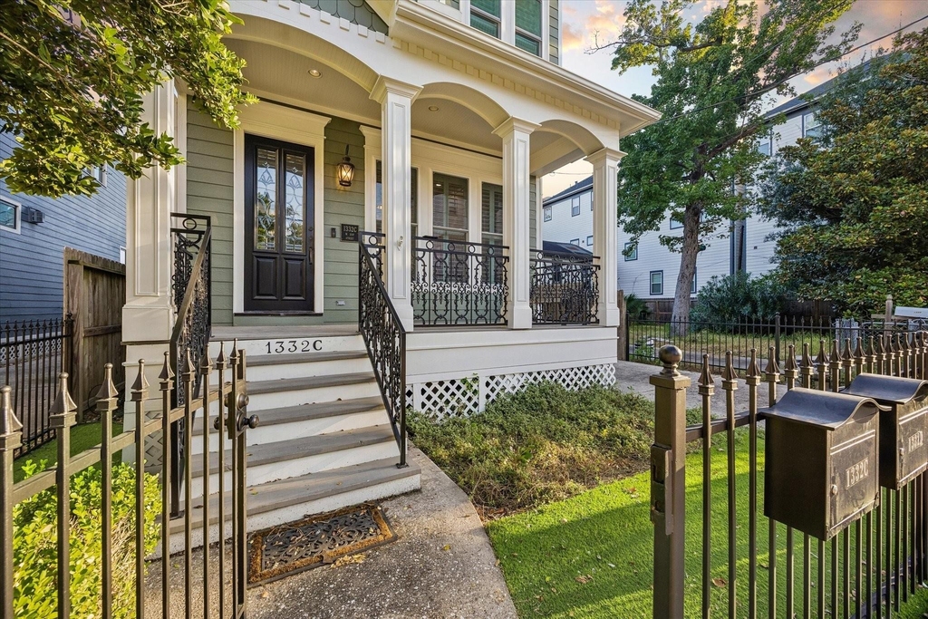 1332 W 21st Street - Photo 1