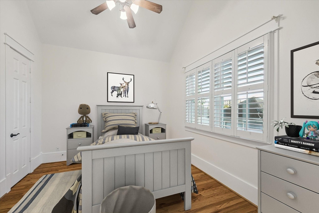 1332 W 21st Street - Photo 30