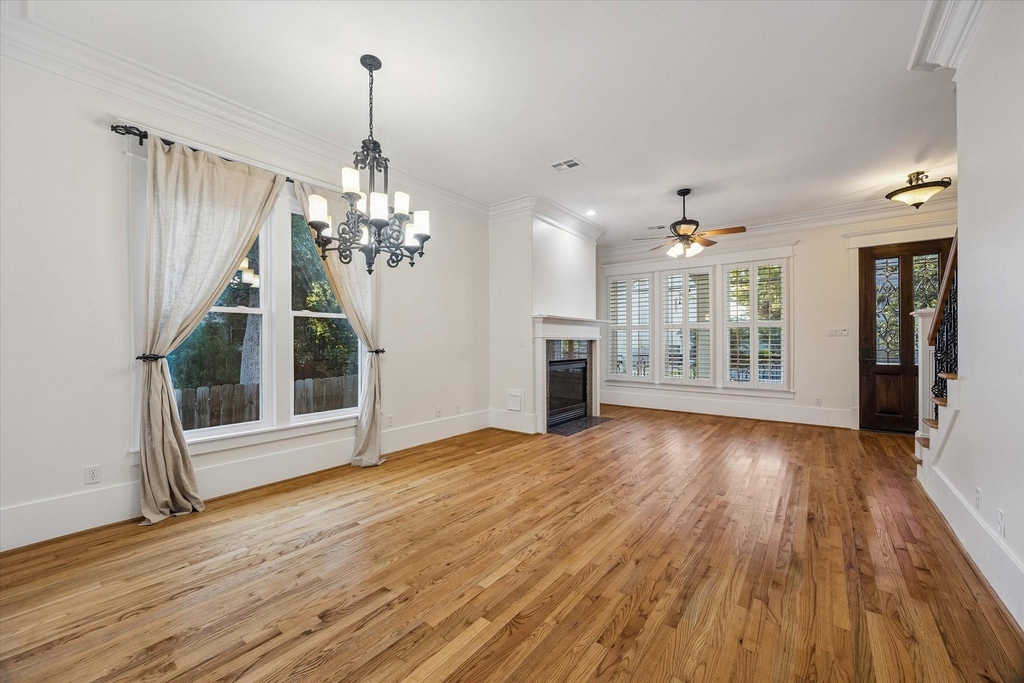 1332 W 21st Street - Photo 7