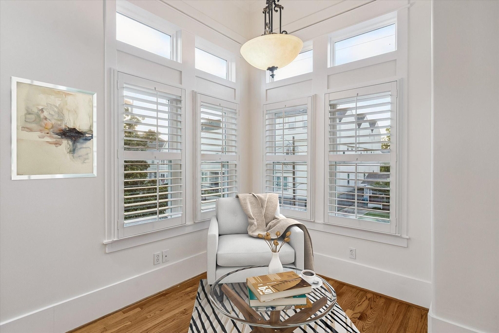1332 W 21st Street - Photo 24