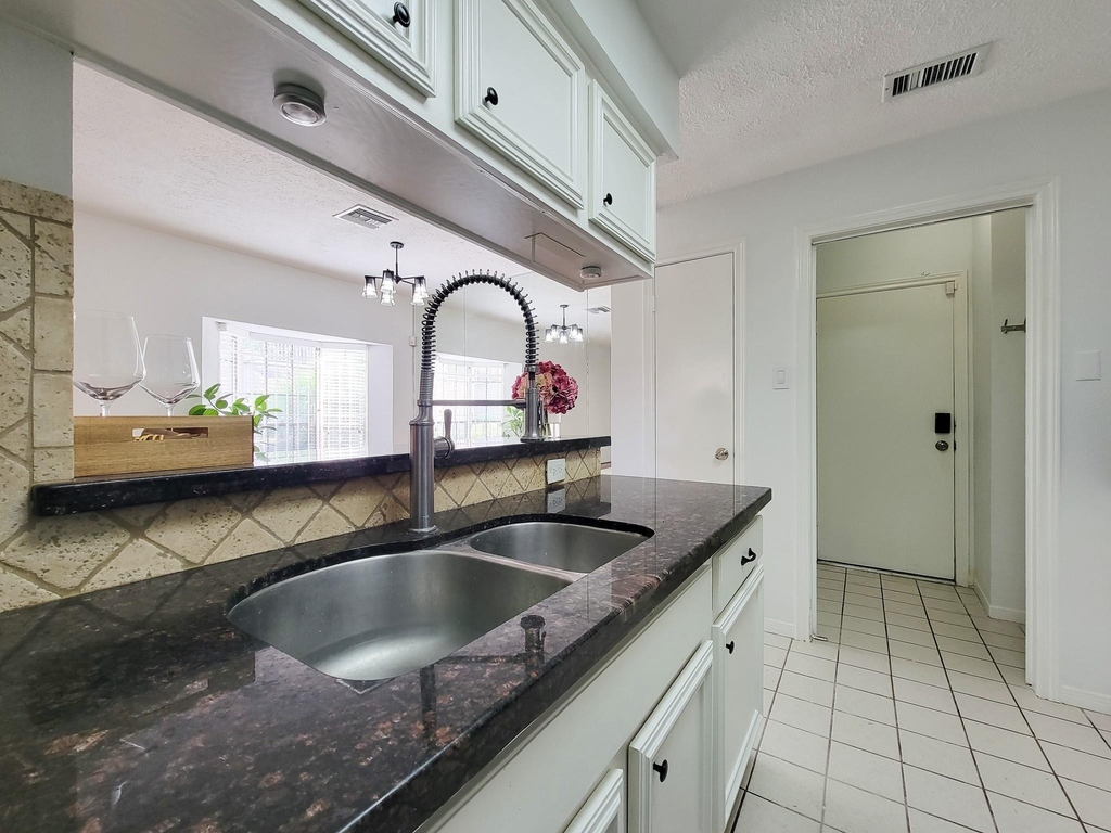 2220 Bering Drive - Photo 18