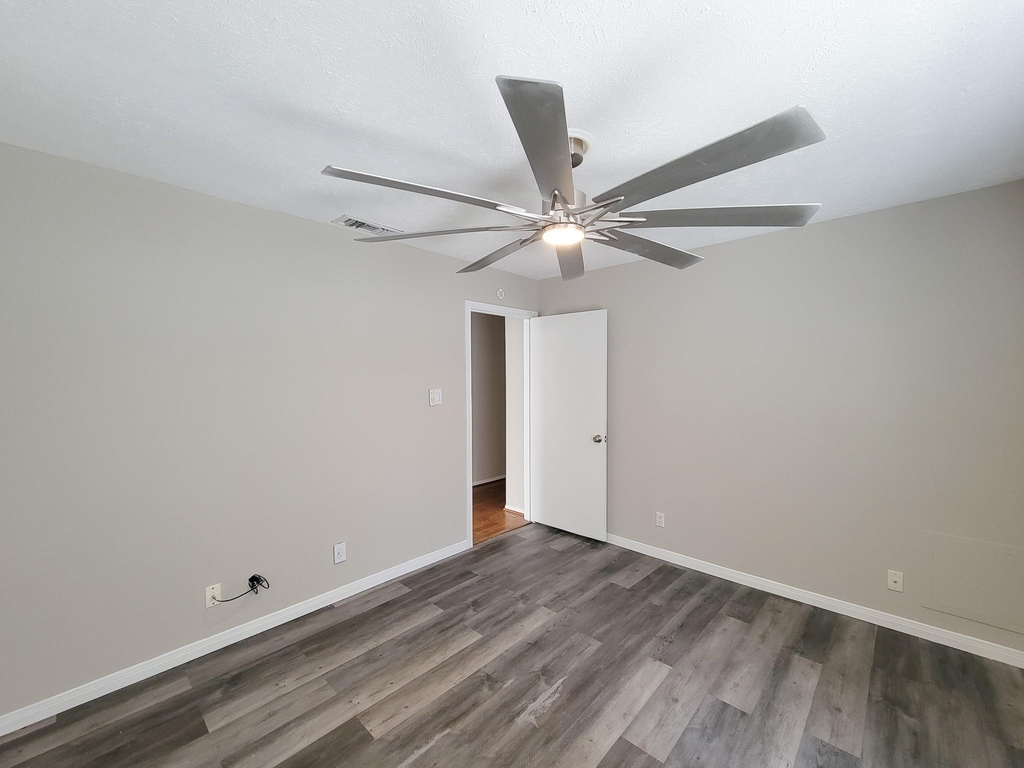 2220 Bering Drive - Photo 40