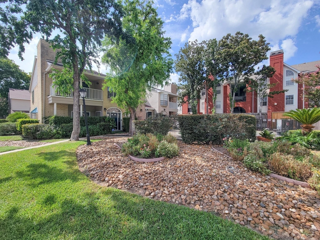 2220 Bering Drive - Photo 48
