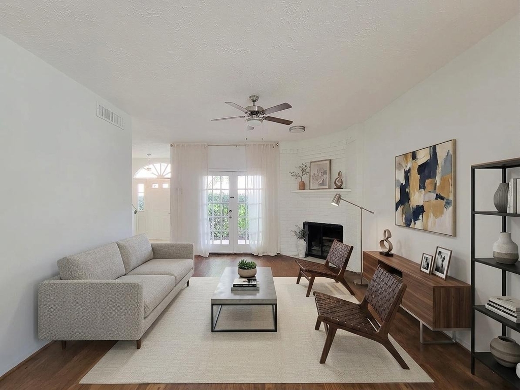 2220 Bering Drive - Photo 3