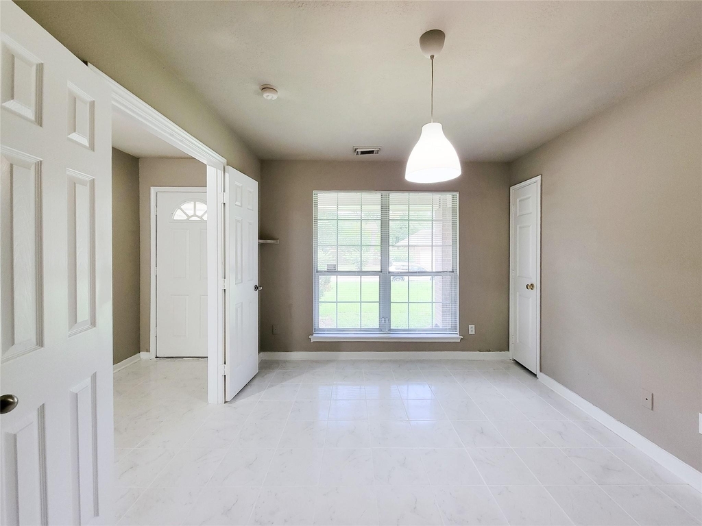5322 Rivergate Drive - Photo 12