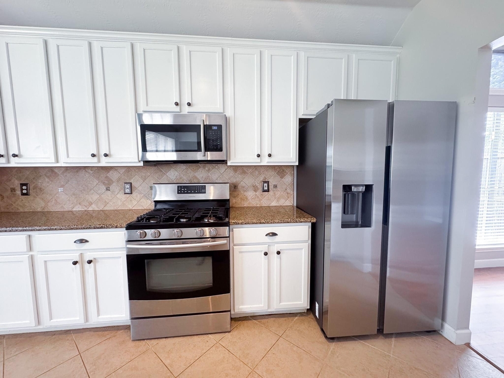 19410 Bear Springs Dr - Photo 11