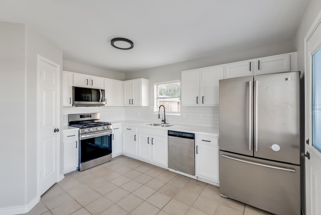 11714 Pinos Altos Drive - Photo 13