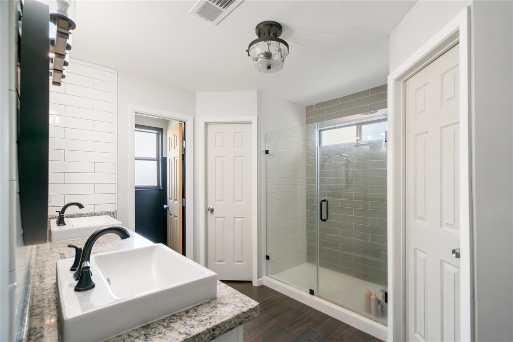 11215 Birchwood Drive - Photo 10