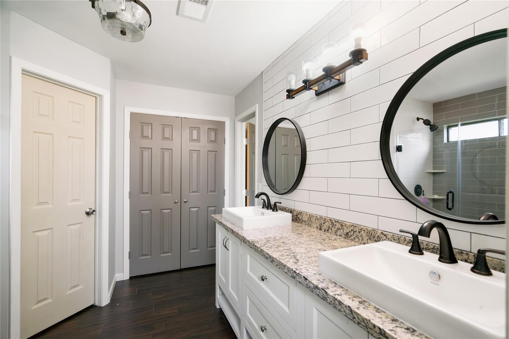 11215 Birchwood Drive - Photo 11