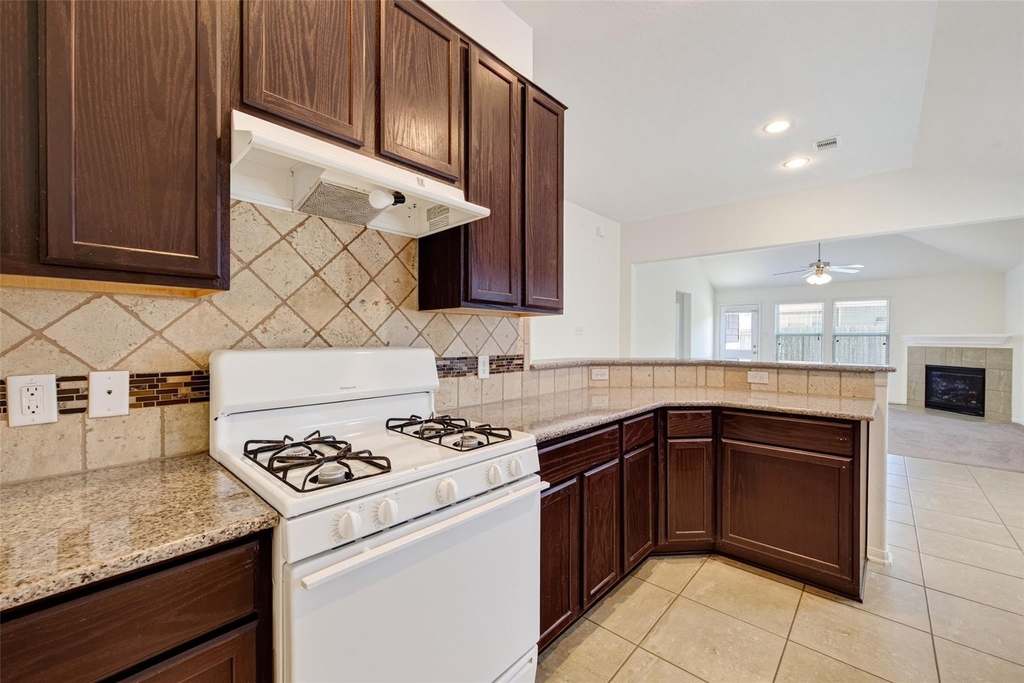 3315 Madison Elm Street - Photo 4