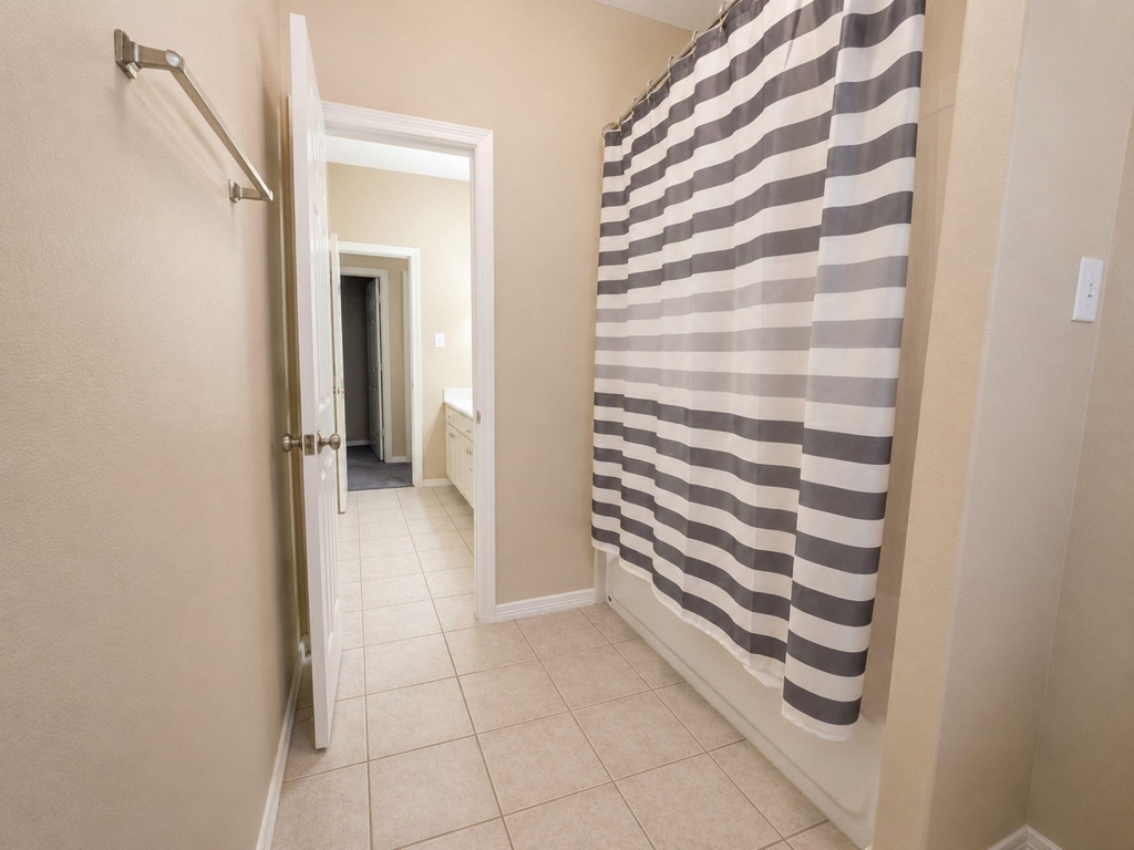 2409 Deerwood Court - Photo 24