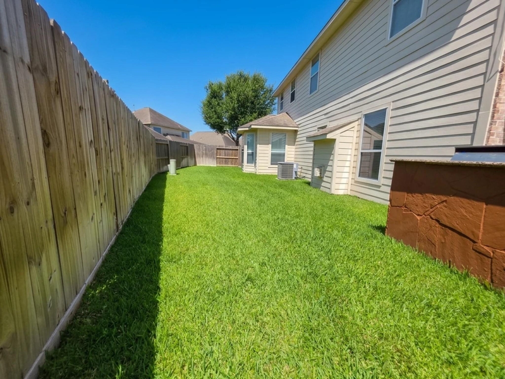 2409 Deerwood Court - Photo 27