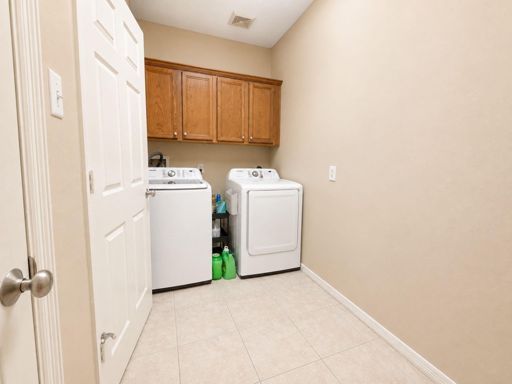 2409 Deerwood Court - Photo 27