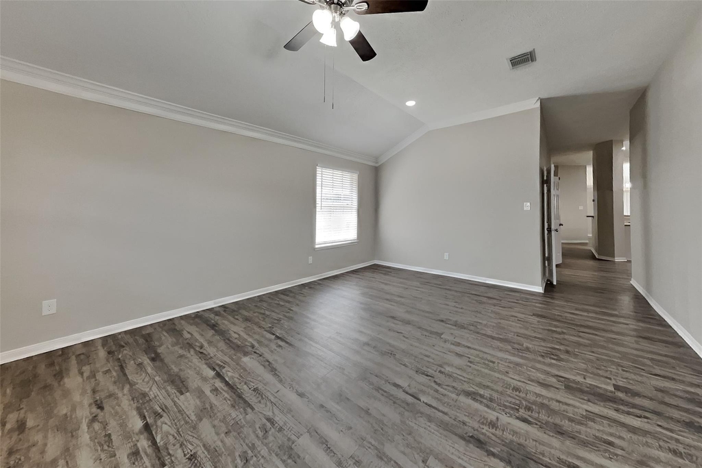 20423 Drakewood Drive - Photo 2