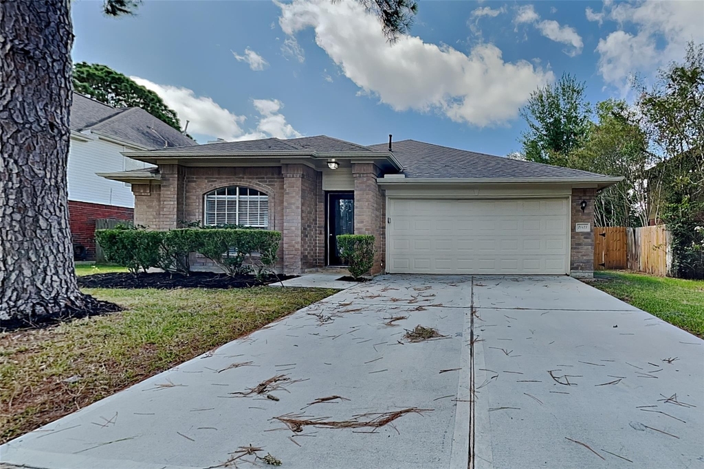 20423 Drakewood Drive - Photo 0
