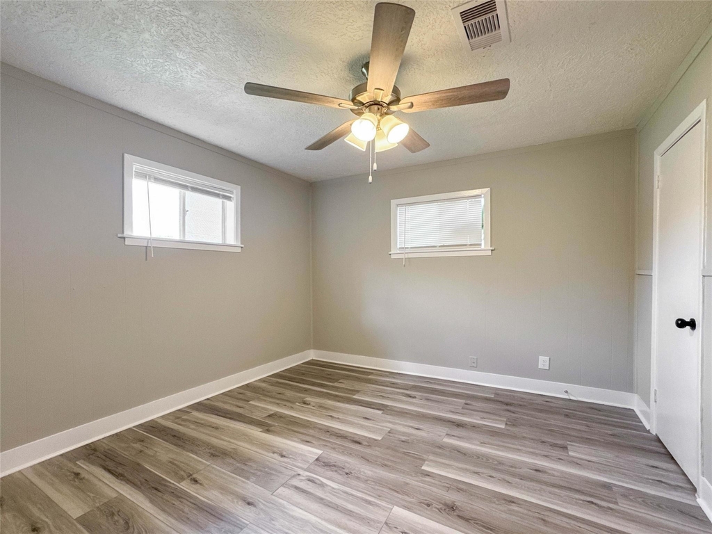 429 17th Avenue N - Photo 26
