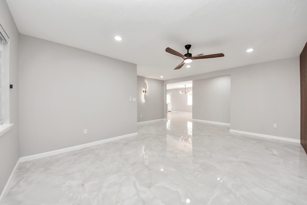 1503 Locklaine Drive - Photo 11