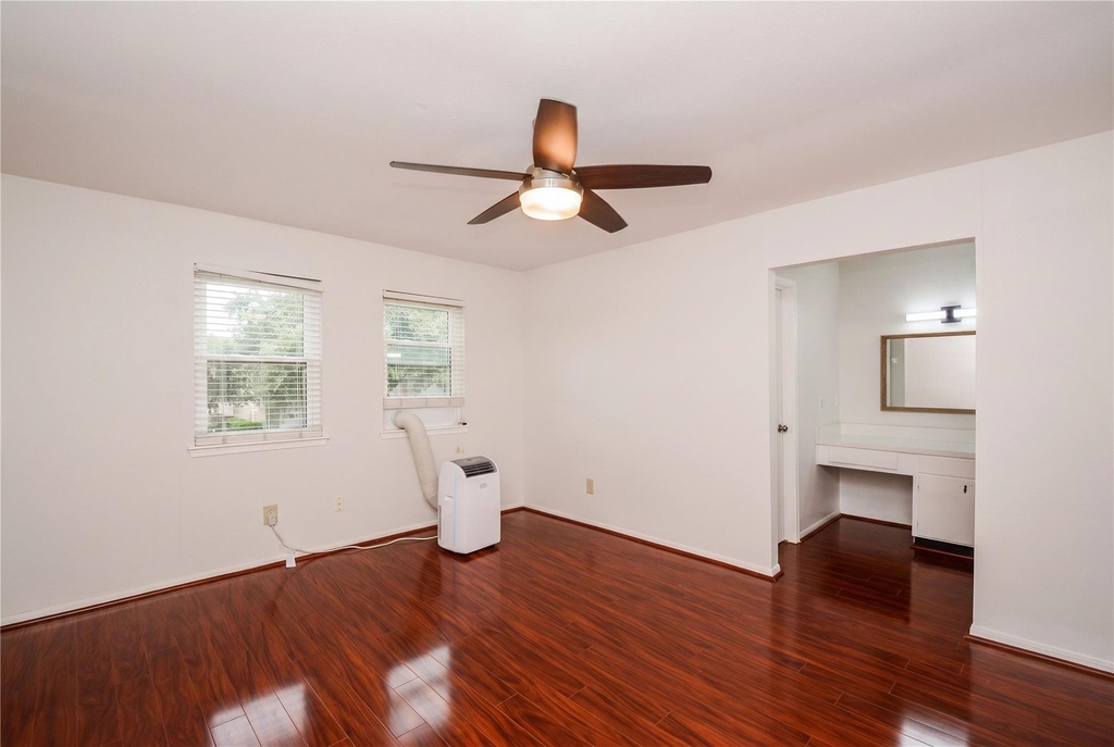 8511 Ariel Street - Photo 11