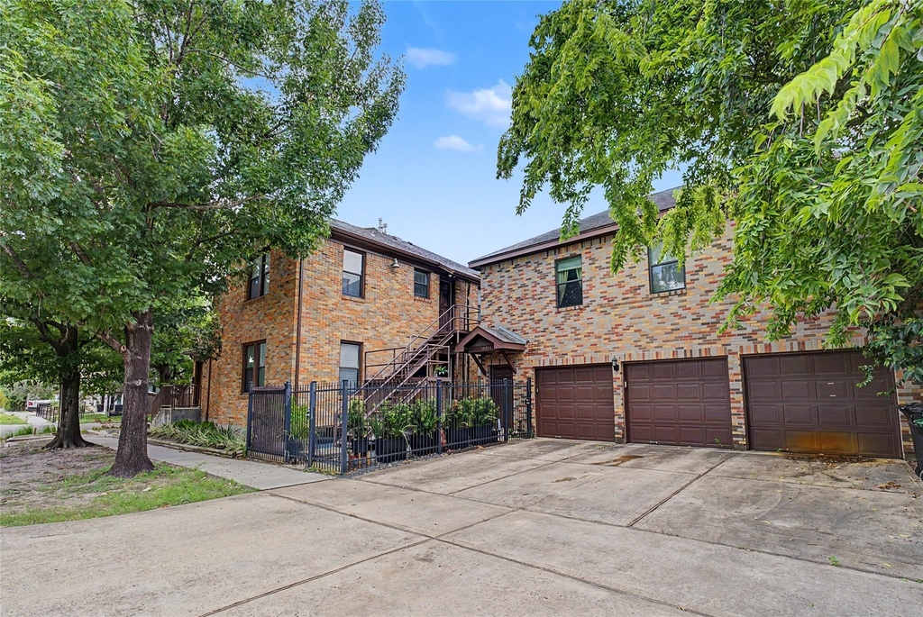 1904 Elmen Street - Photo 23