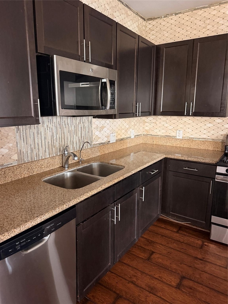 17039 Wilthorne Gardens Court - Photo 14