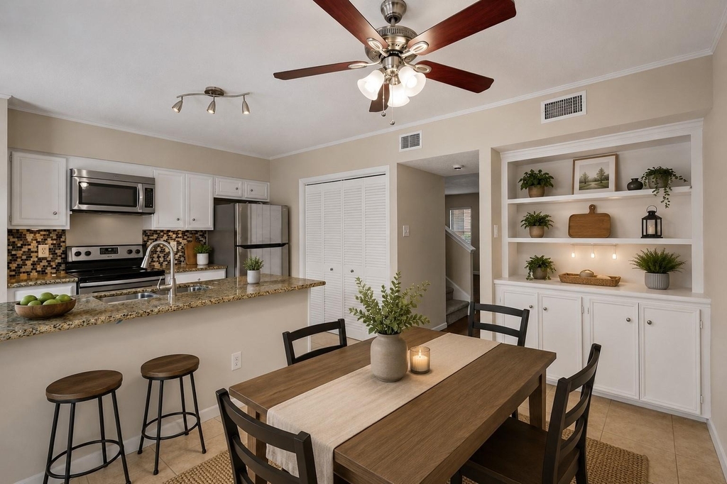 925 Memorial Village Drive - Photo 2