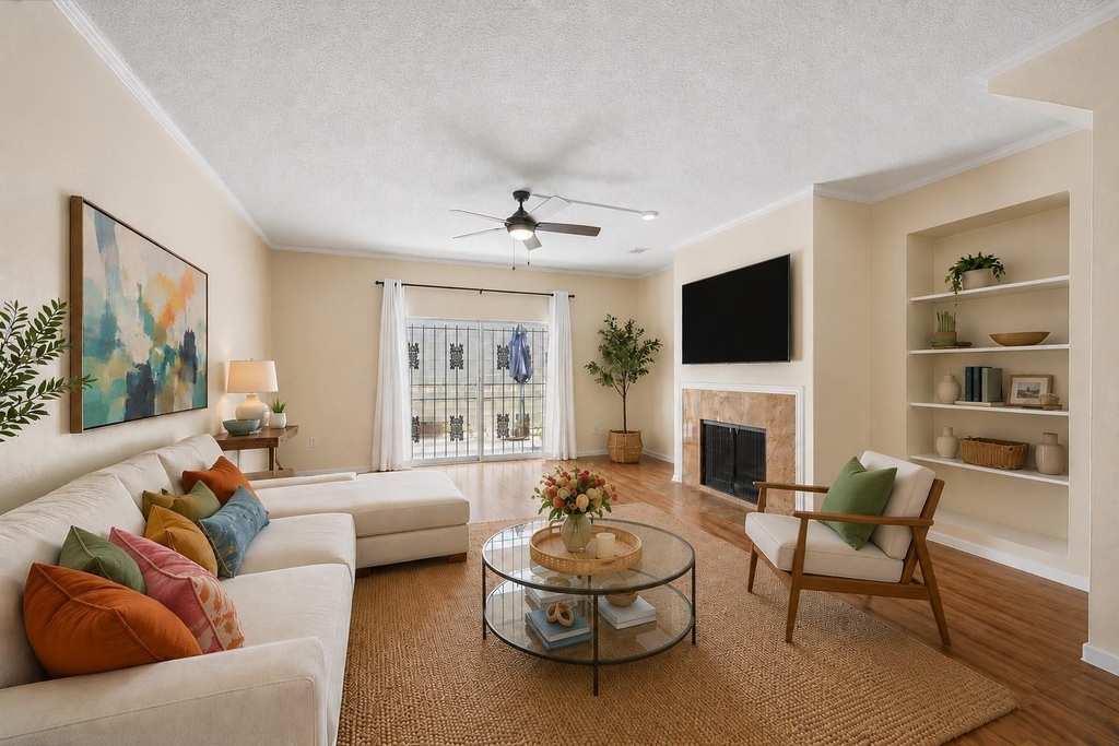 1035 Fountain View Drive - Photo 10