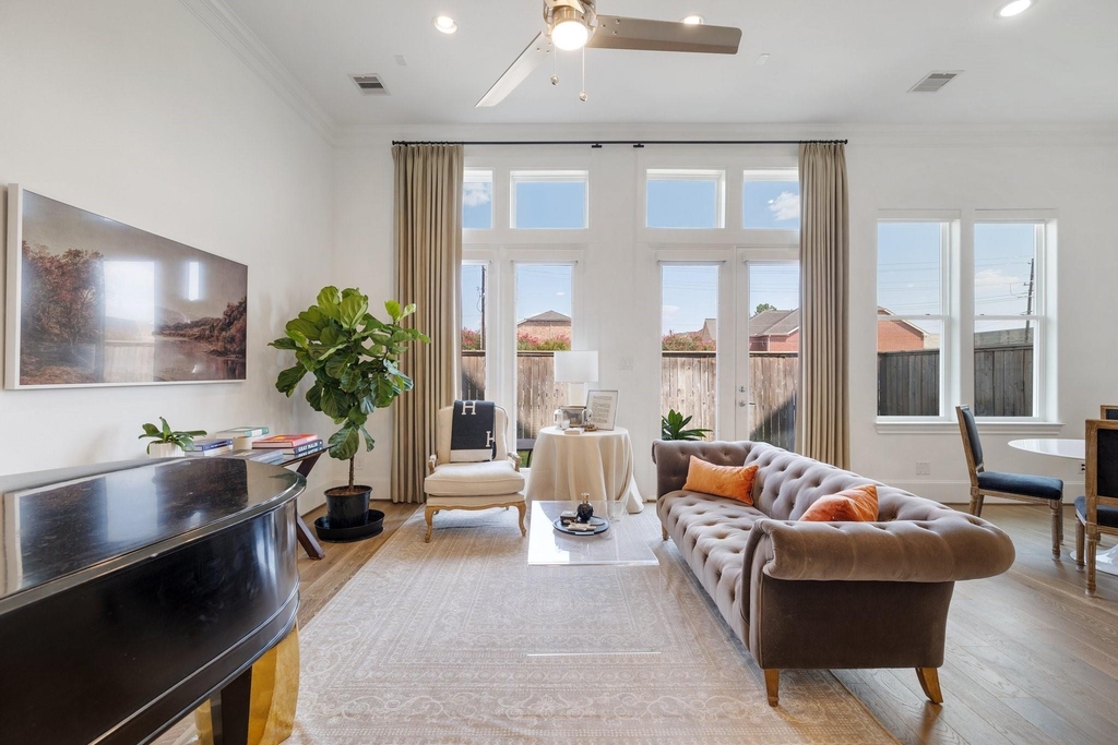 3306 W 12th Street - Photo 4