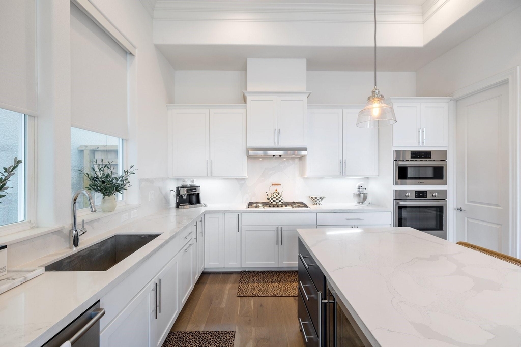 3306 W 12th Street - Photo 11