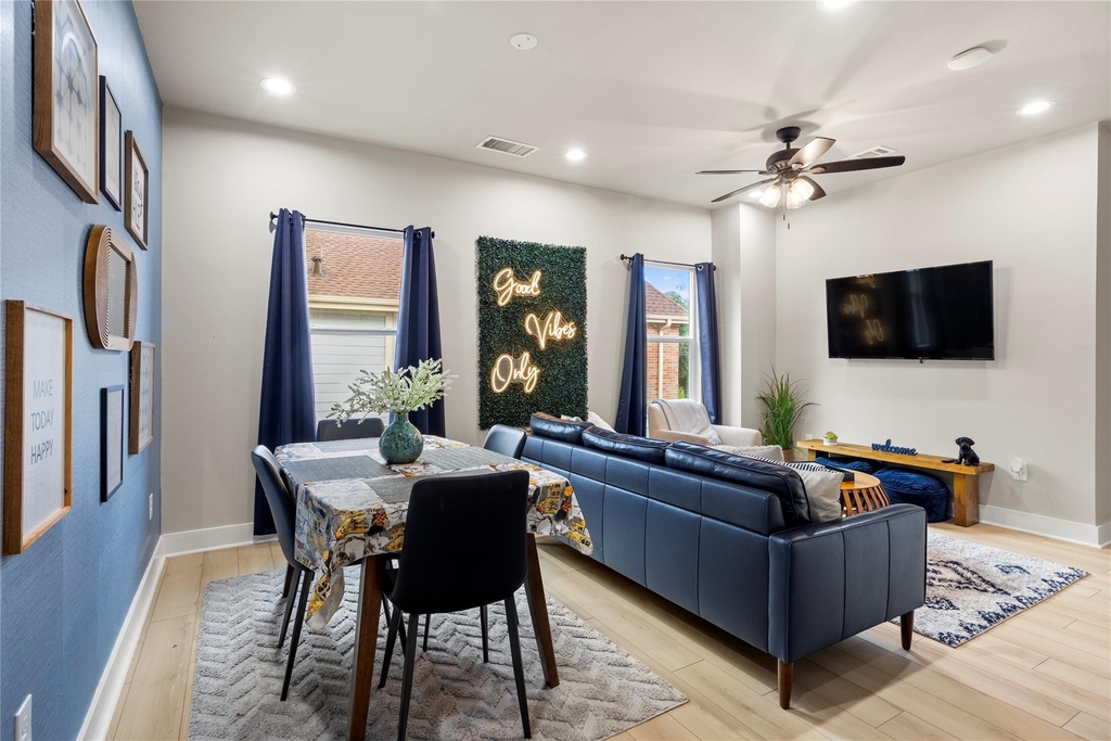 2406 Truxillo Street - Photo 8