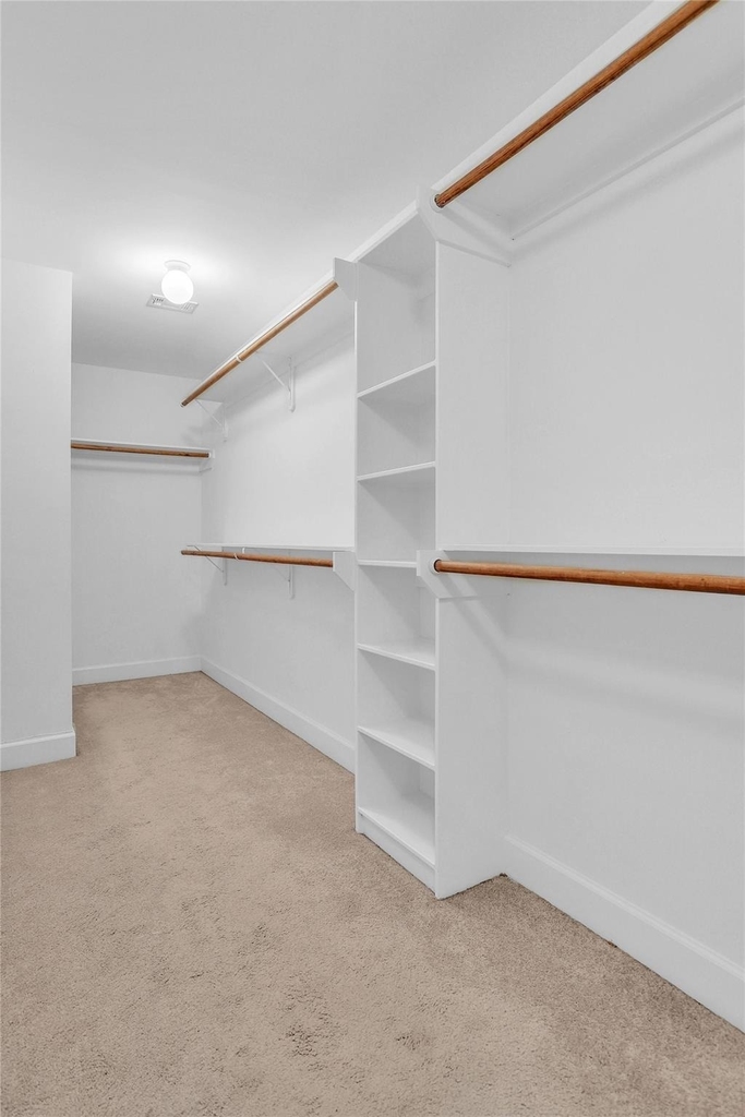 919 E 36th Street - Photo 11