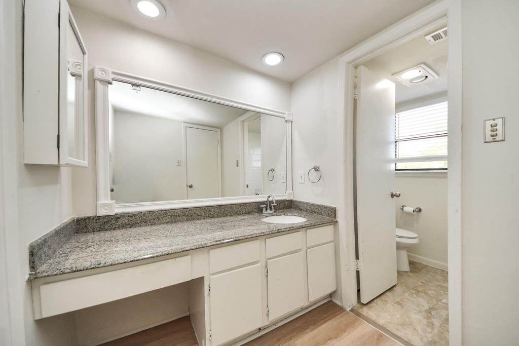 1059 Country Place Drive - Photo 43
