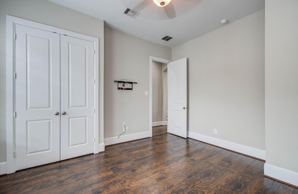 11023 Acorn Falls Drive - Photo 12