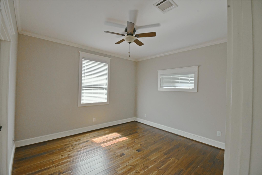 536 Columbia - Photo 10