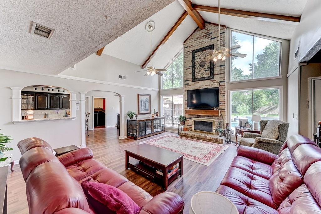 16310 Acapulco Drive - Photo 6