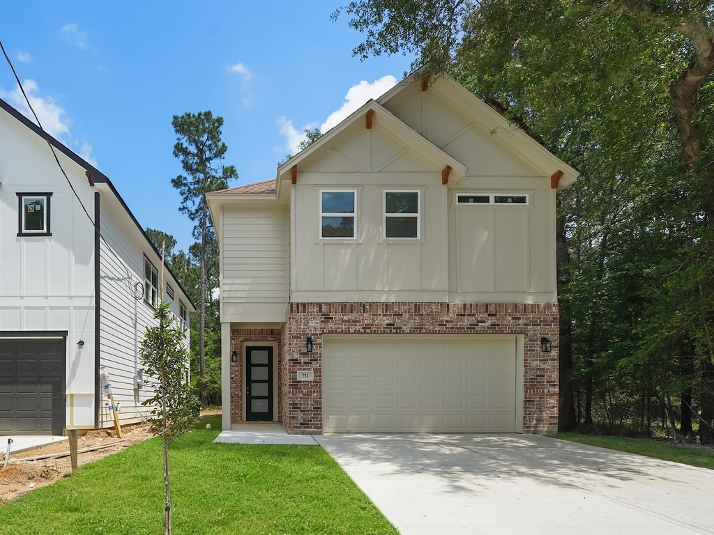 731 Magnolia Point Drive - Photo 1